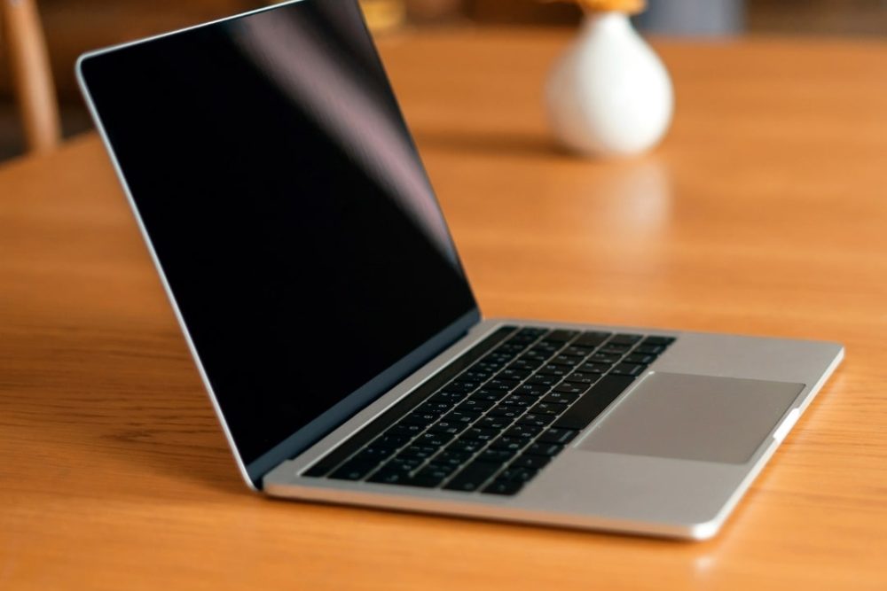 MacBook on Rent in Gurgaon